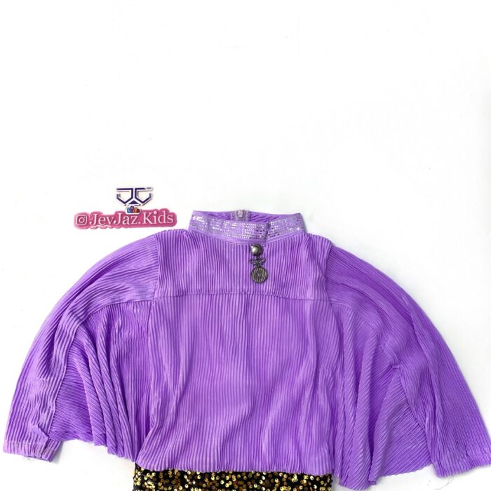 CAPE SLEEVE WITH PLEATED FABRIC & SEQUENCE BAND(Lilac)