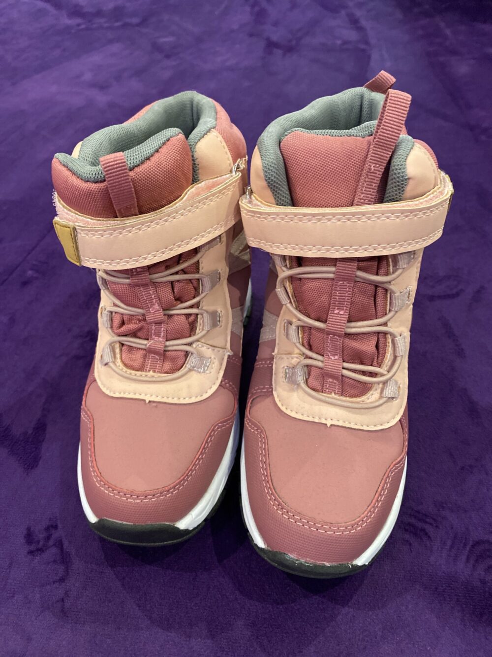AANKL SNEAKERS