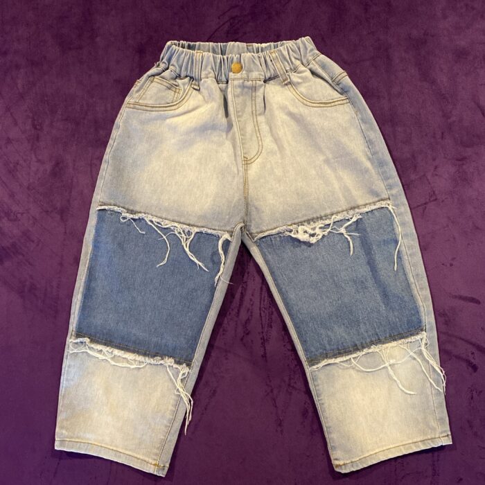 RIPPED DENIM JEANS