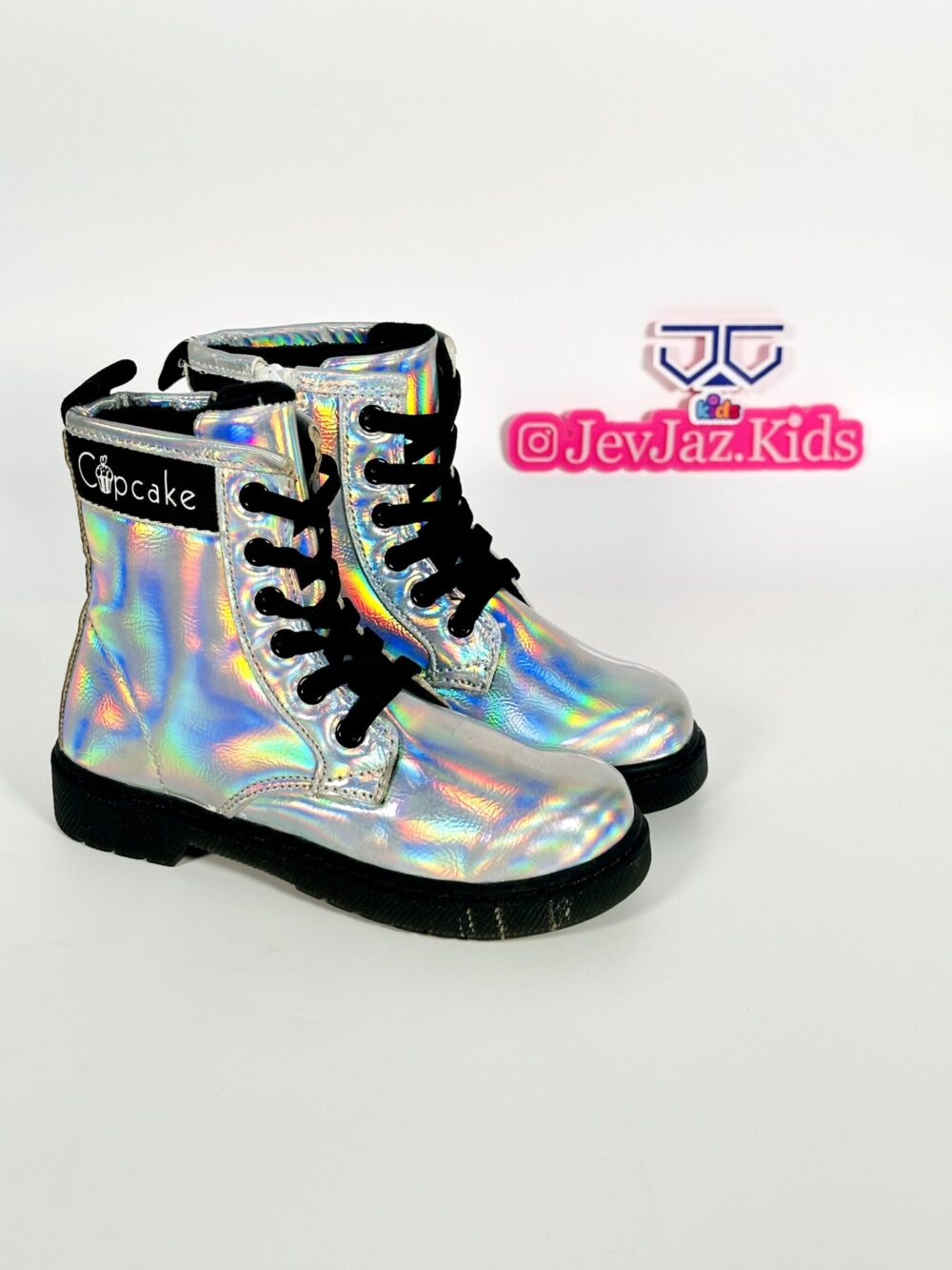 HOLOGRAPHIC BOOT "CUPCAKE"