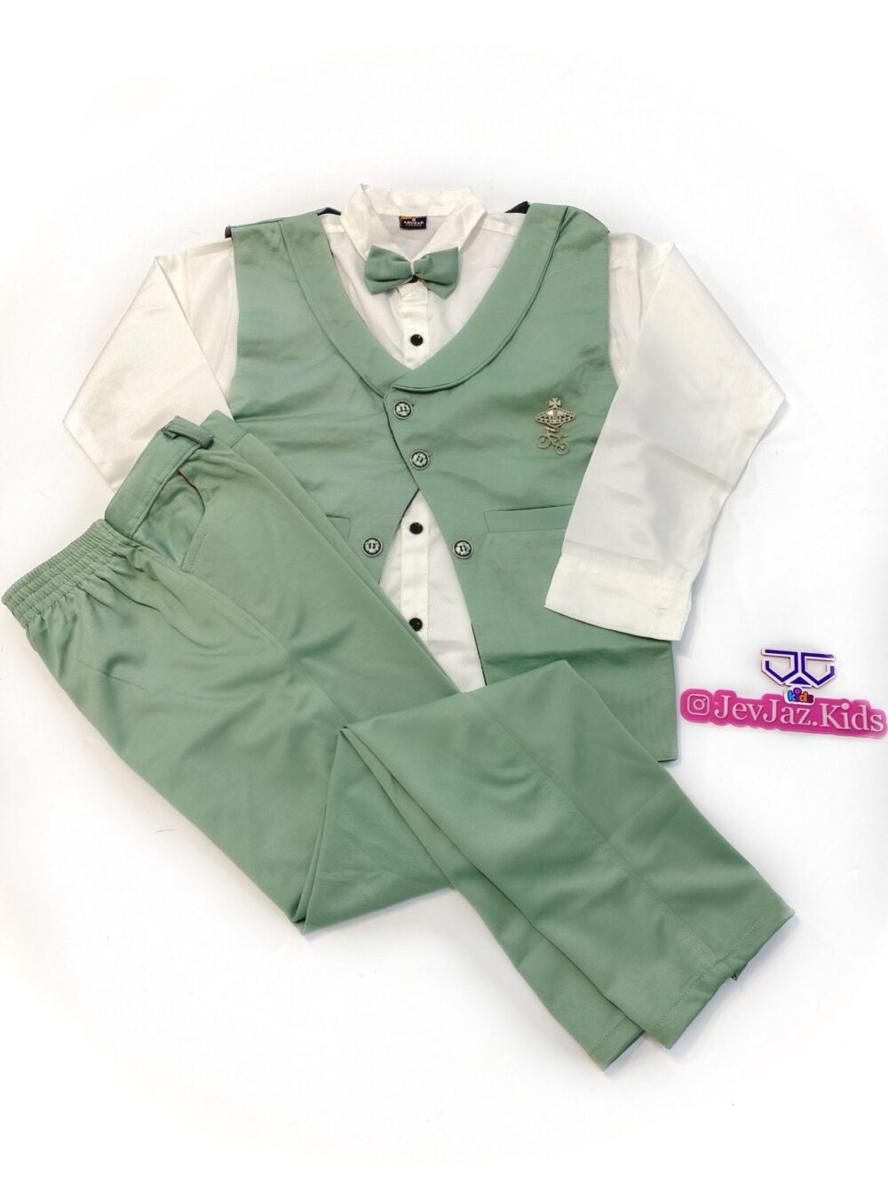 4pcs SUIT SET WITH SHIRT, BOW TIE, VEST AND PANTS (Green)
