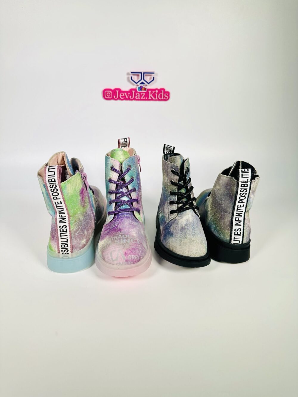 MULTICOLORED GLITTER ZIPPER BOOT - Image 4