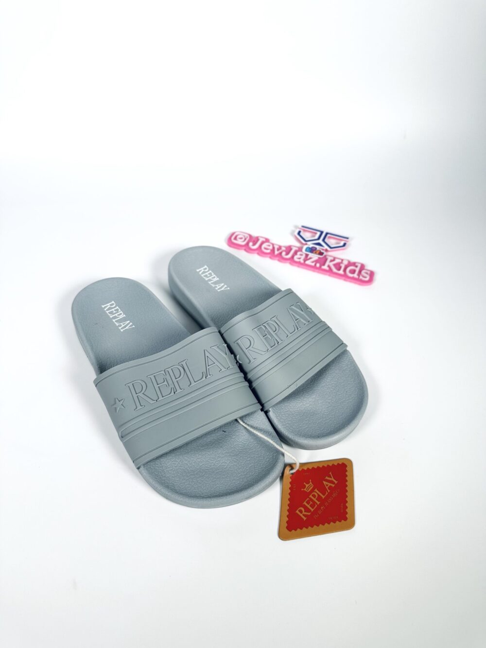 REPLAY SLIDES - Image 6