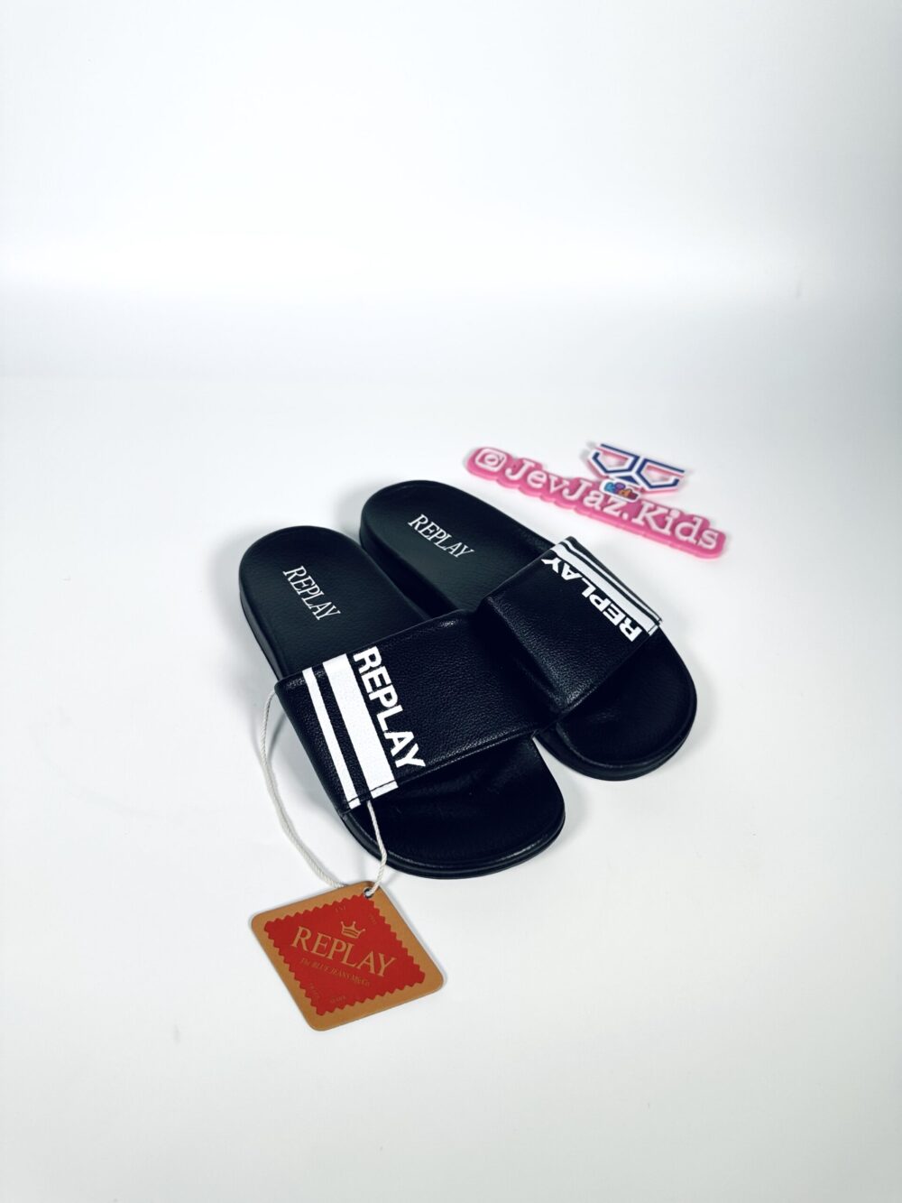 REPLAY SLIDES - Image 2