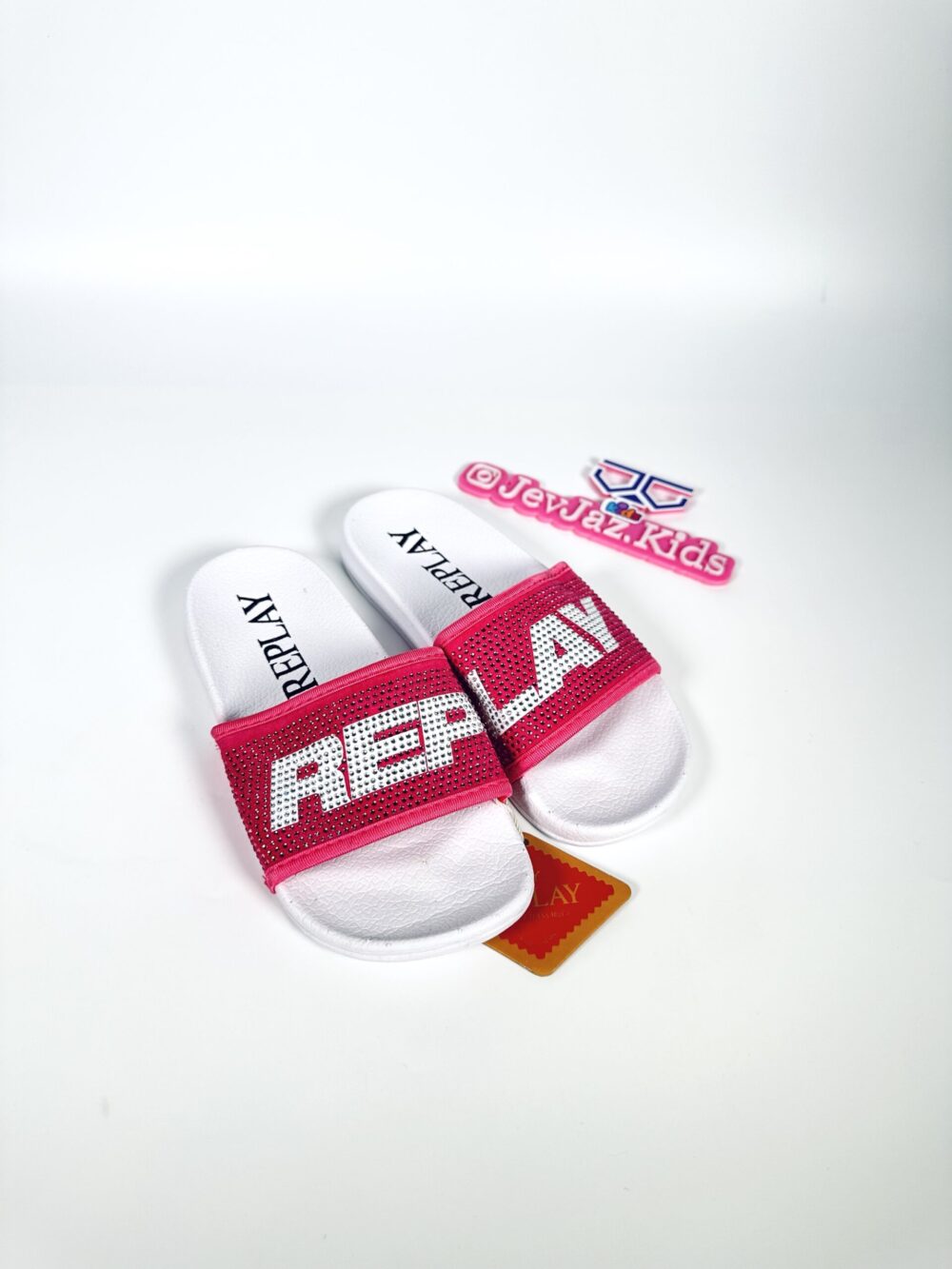 REPLAY SLIDES - Image 5