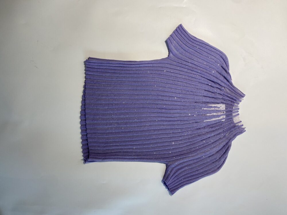PLEATED TOP WITH SHINNY STONES