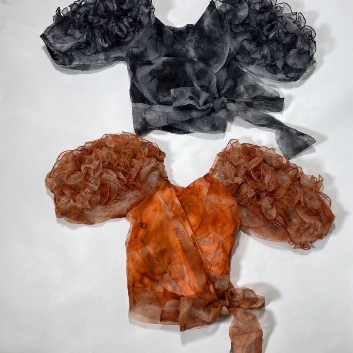RUFFLE SLEEVE TOP