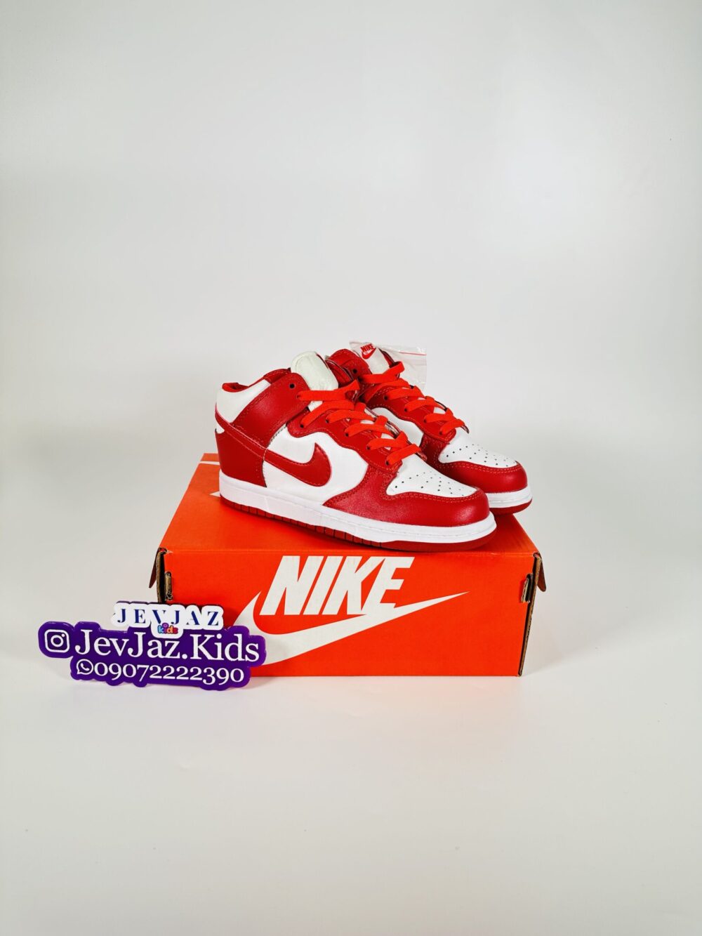 NIKE "Red"