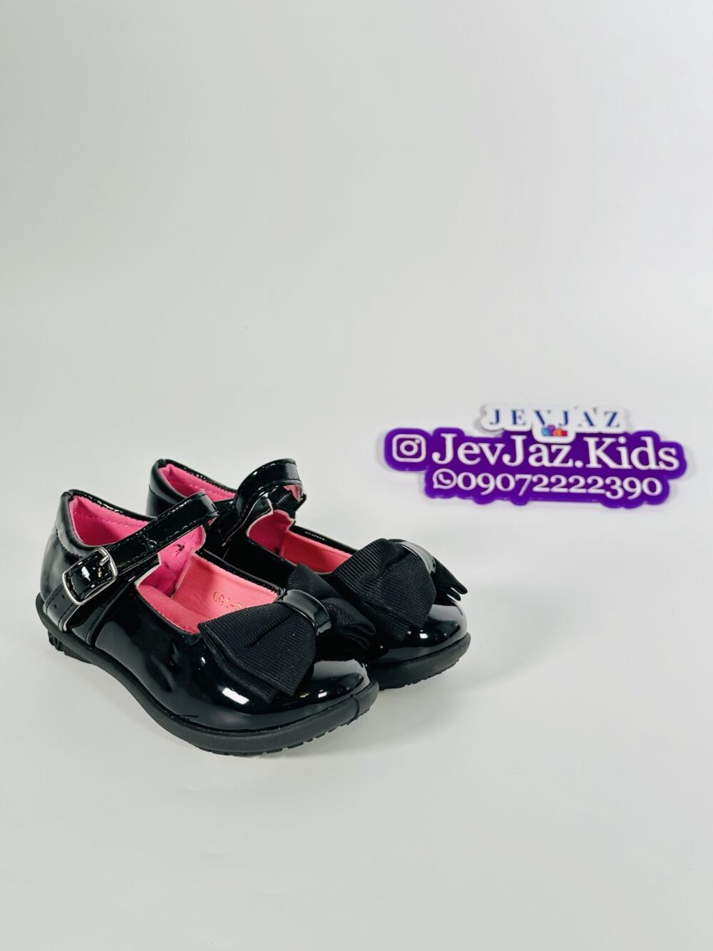 BLACK SCHOOL SHOE (PINK/BOW/STRAP) - Image 3