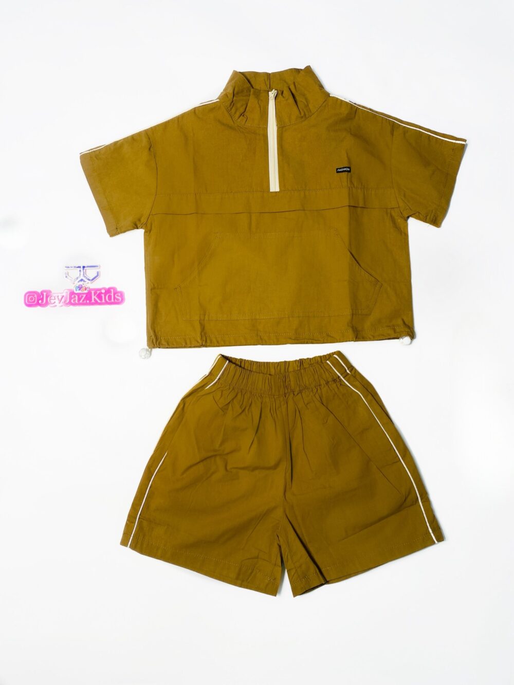 2PCS BROWN TOP WITH COMBAT SHORT